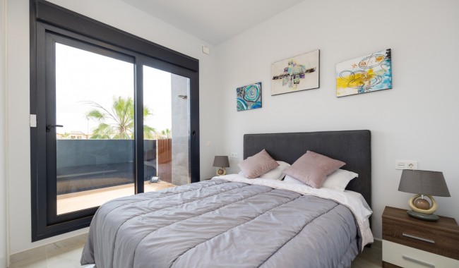 Begagnad - Villa - Orihuela - Lomas de Cabo Roig