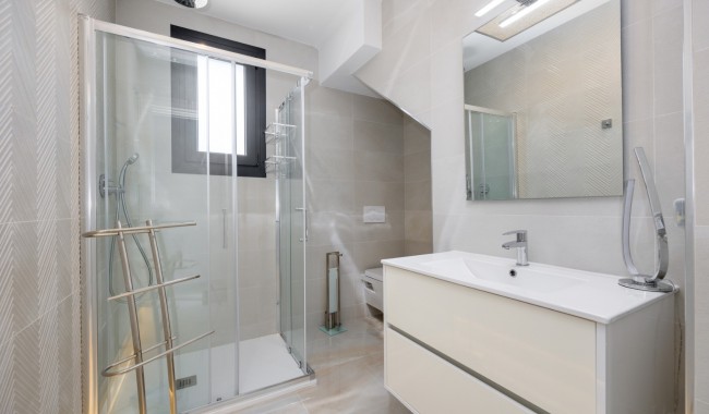 Begagnad - Villa - Orihuela - Lomas de Cabo Roig