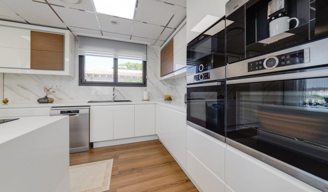 Resale - Villa - Torrevieja - Los Balcones