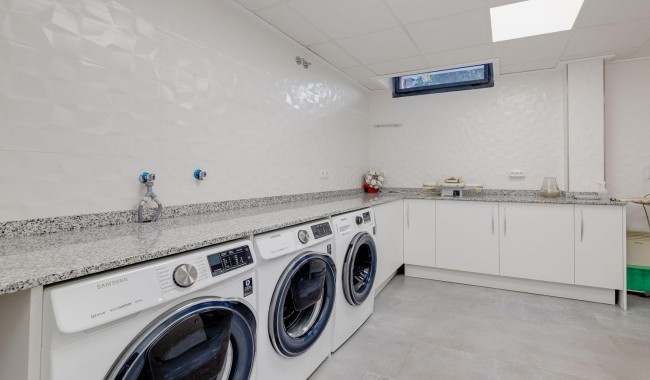 Resale - Villa - Torrevieja - Los Balcones