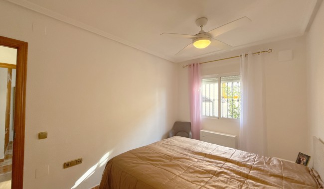 Begagnad - Bungalow - Orihuela Costa - Cabo Roig