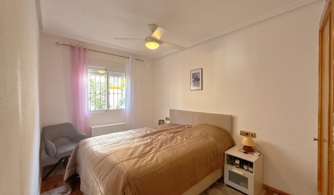 Begagnad - Bungalow - Orihuela Costa - Cabo Roig