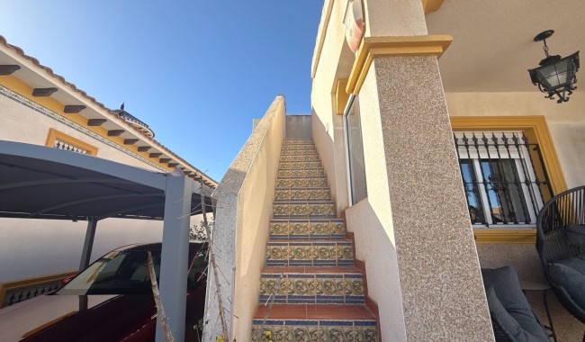 Begagnad - Bungalow - Orihuela Costa - Cabo Roig