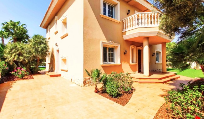 New Build - Villa - Cabo Roig
