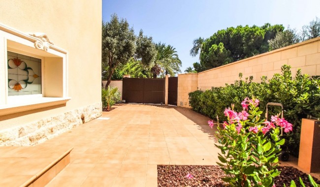 New Build - Villa - Cabo Roig