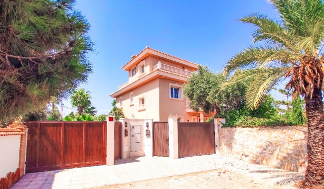 New Build - Villa - Cabo Roig