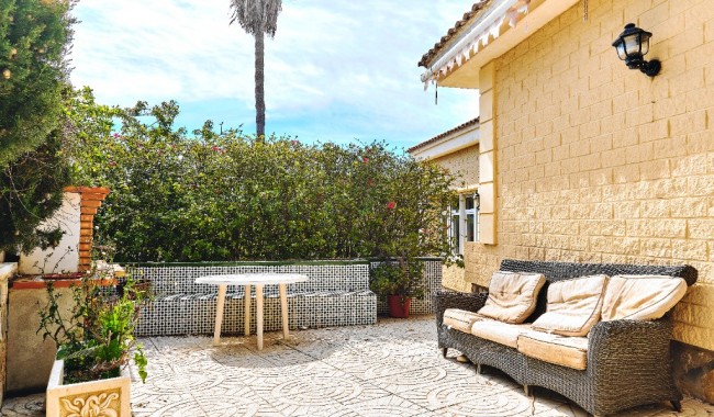 Begagnad - Villa - Campoamor - Dehesa de Campoamor