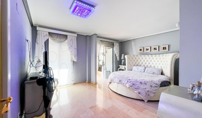 Begagnad - Villa - Torrevieja - La Mata