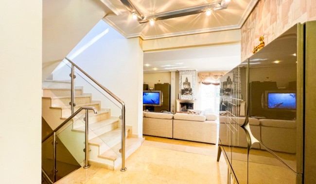 Begagnad - Villa - Torrevieja - La Mata