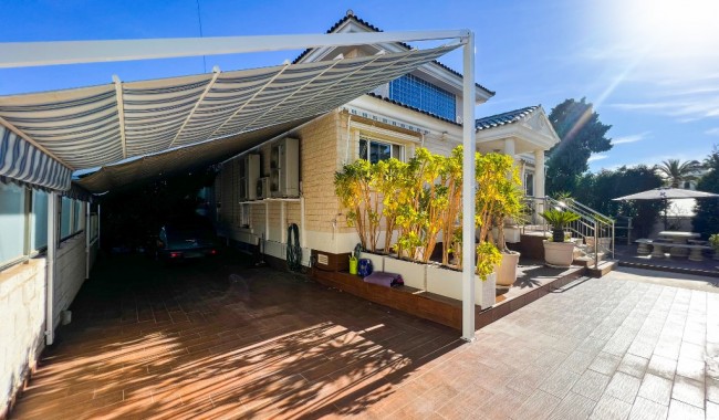Begagnad - Villa - Torrevieja - La Mata
