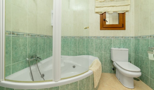 Begagnad - Villa - Torrevieja - Los Altos