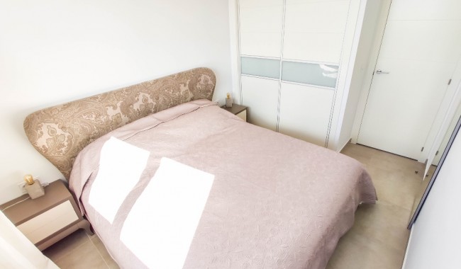Sprzedaż - Apartament - Punta Prima