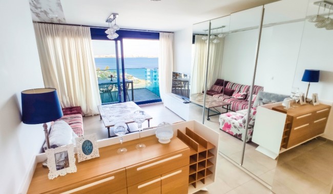 Sprzedaż - Apartament - Punta Prima