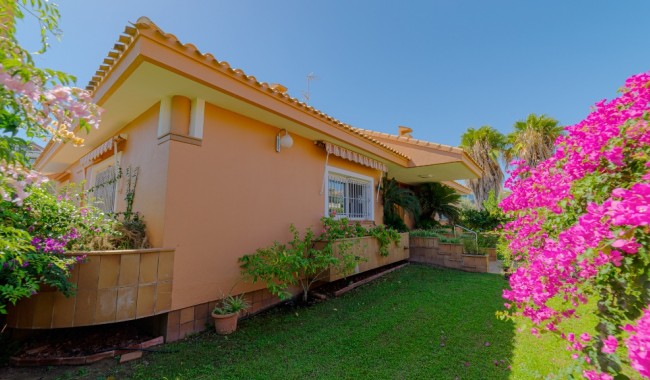 Resale - Villa - Campoamor - Dehesa de Campoamor