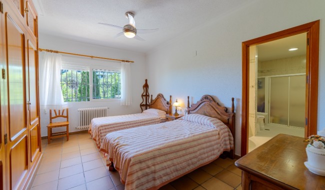 Resale - Villa - Campoamor - Dehesa de Campoamor