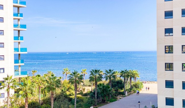 Resale - Apartment - Punta Prima