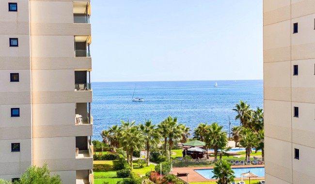 Resale - Apartment - Punta Prima