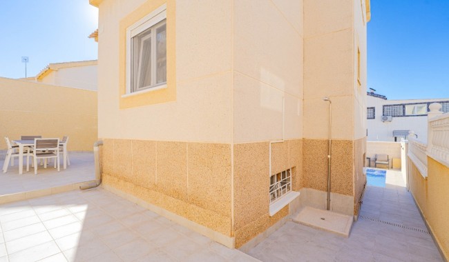 Resale - Villa - Orihuela Costa - Los Altos