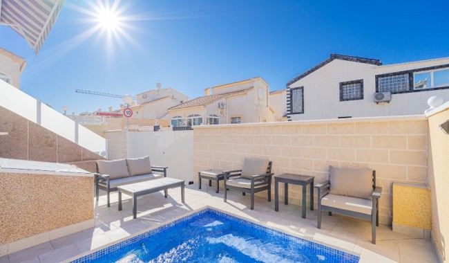 Resale - Villa - Orihuela Costa - Los Altos