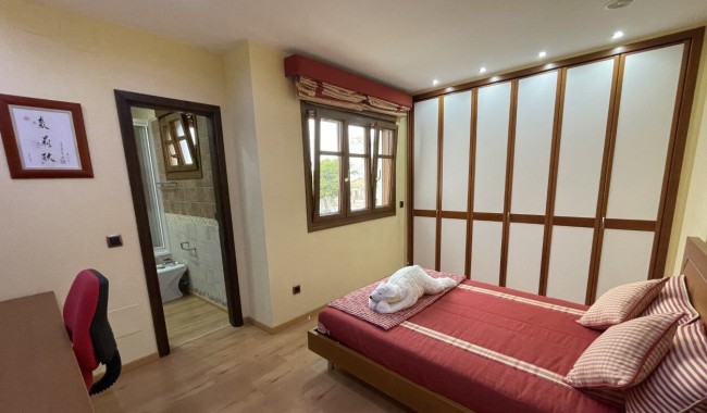 Resale - Townhouse - Torrevieja