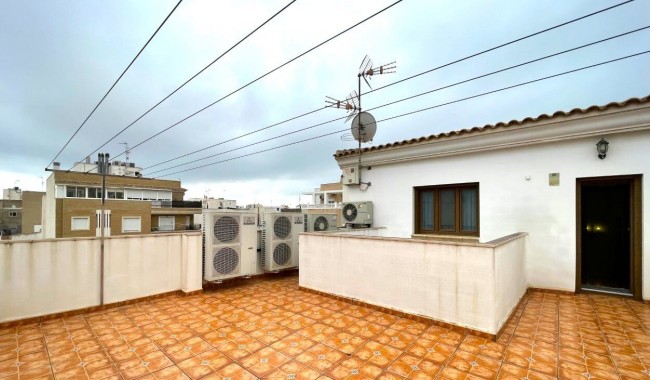 Resale - Townhouse - Torrevieja