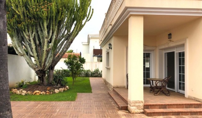 Brukt - Villa - Orihuela Costa - Cabo Roig