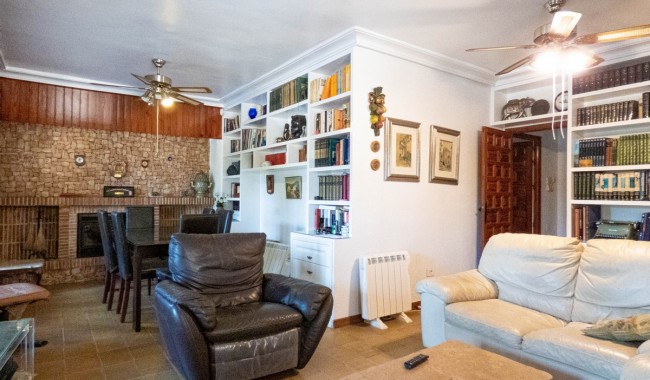 Resale - Villa - Orihuela Costa - Dehesa de Campoamor