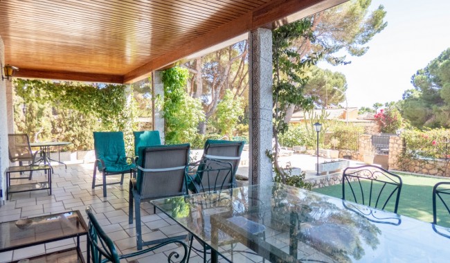 Resale - Villa - Orihuela Costa - Dehesa de Campoamor