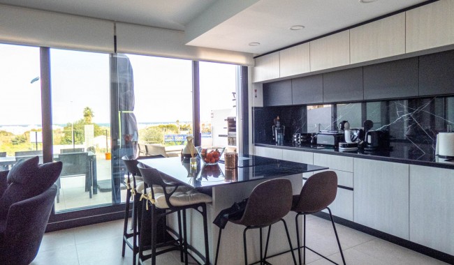 Resale - Apartment - Guardamar
