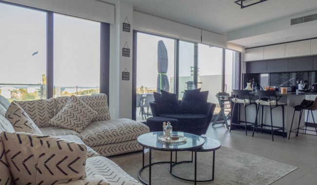 Resale - Apartment - Guardamar