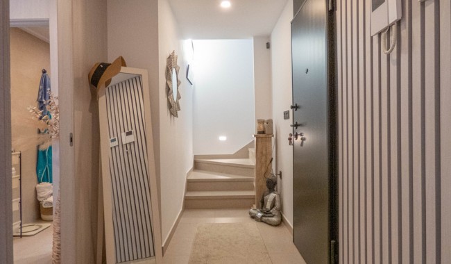 Resale - Apartment - Guardamar