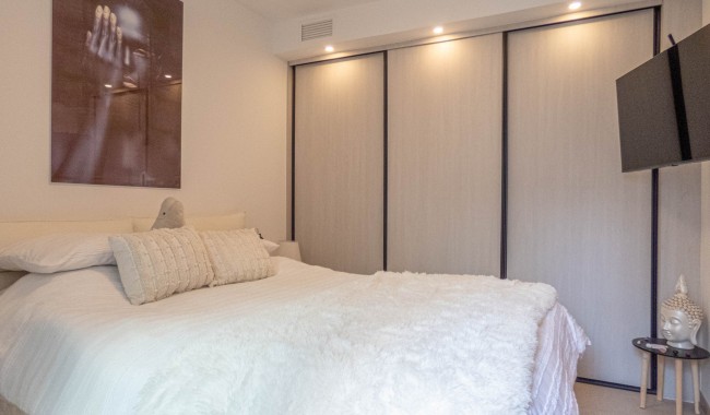 Resale - Apartment - Guardamar