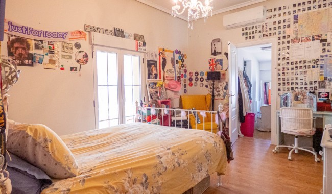 Sprzedaż - Willa - Heredades - Rojales