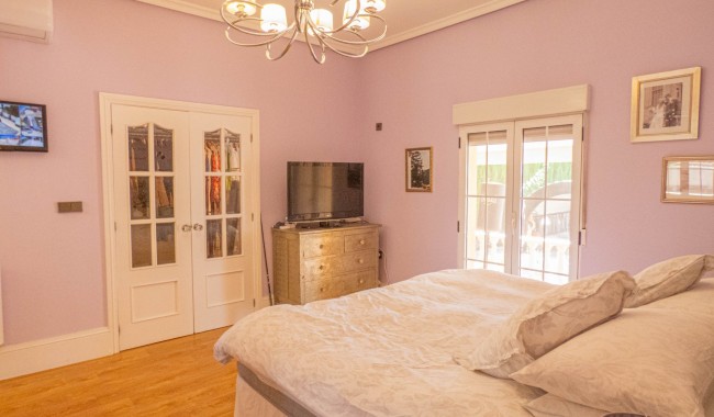 Sprzedaż - Willa - Heredades - Rojales