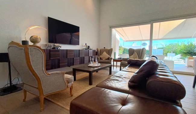 Resale - Villa - Algorfa - La Finca golf