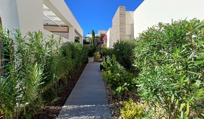 Resale - Villa - Algorfa - La Finca golf