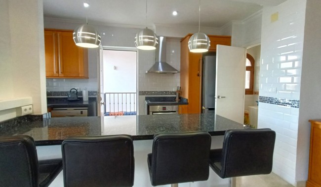 Resale - Villa - Algorfa