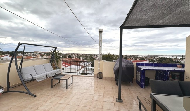 Resale - Apartment - Torrevieja - San Luis