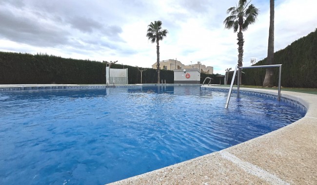 Resale - Apartment - Torrevieja - San Luis