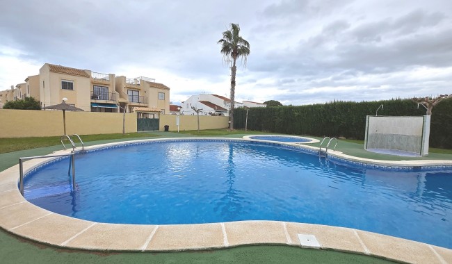 Resale - Apartment - Torrevieja - San Luis