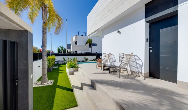 Resale - Bungalow - Pilar de La Horadada