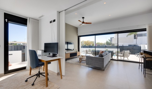 Resale - Bungalow - Pilar de La Horadada