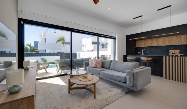 Resale - Bungalow - Pilar de La Horadada