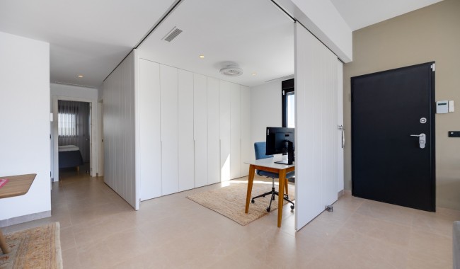 Resale - Bungalow - Pilar de La Horadada