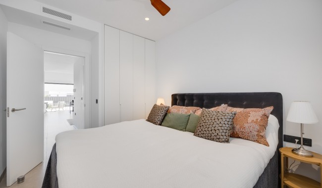 Resale - Bungalow - Pilar de La Horadada