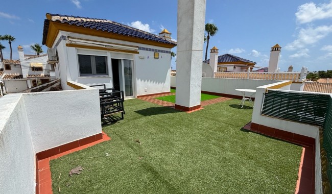 Segunda mano - Villa - Villamartín