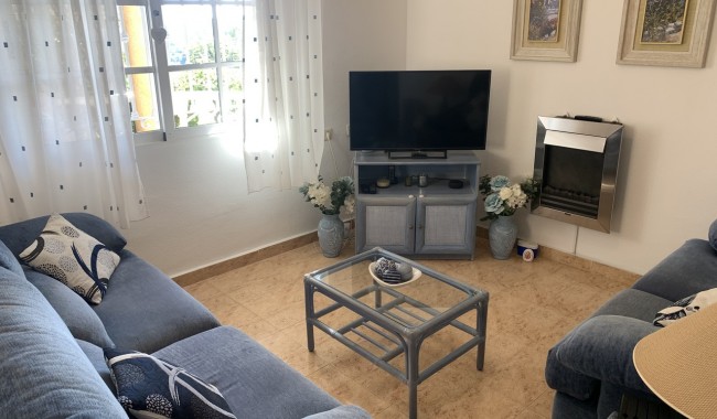 Resale - Villa - Villamartín