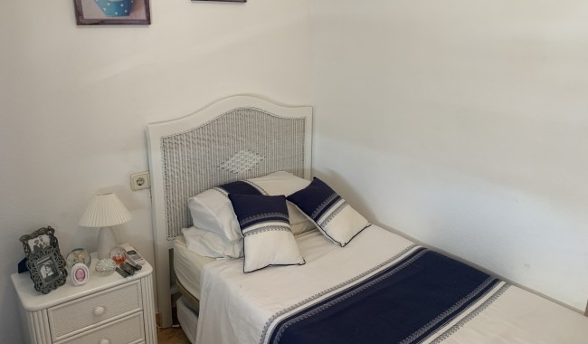 Resale - Villa - Villamartín