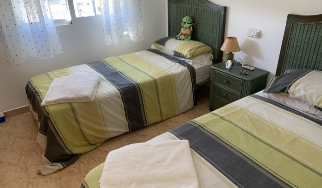 Resale - Villa - Villamartín