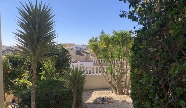 Resale - Villa - Villamartín